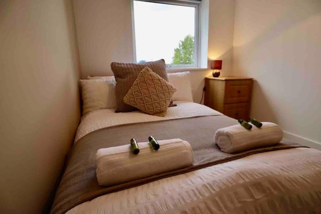Boutique 3-bed Townhouse With Garden And Parking Newcastle upon Tyne